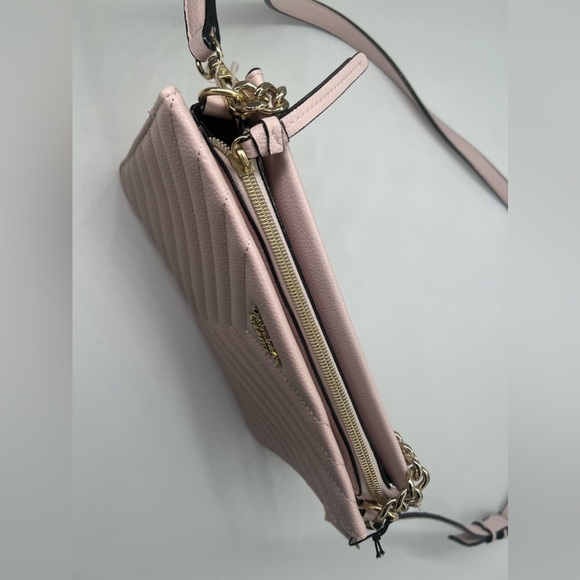 Victorias Secret Bag pink cute New Purse bag VS gold chain and adjustable strap - Picture 4 of 9